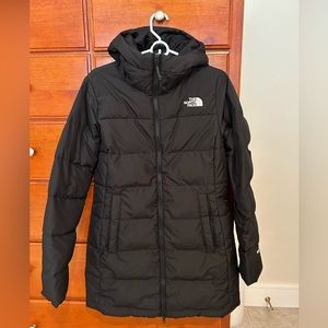 North Face woman’s Gotham jacket size medium black